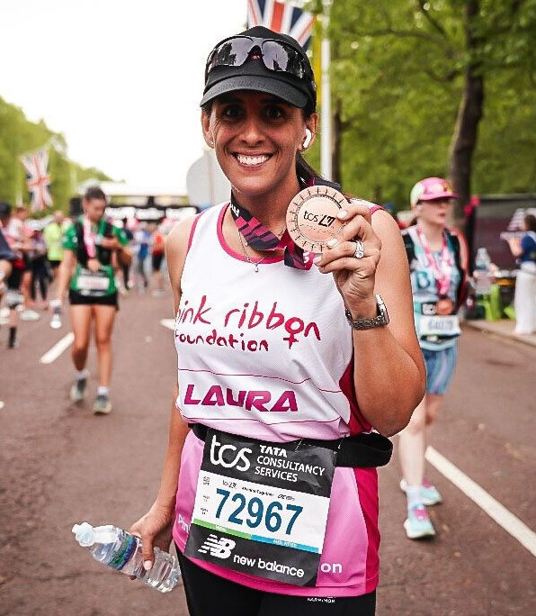 Sisters Complete London Marathon in Memory of Their Mum
