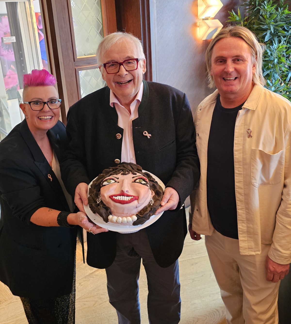 Sweet faces, serious cause 🎀